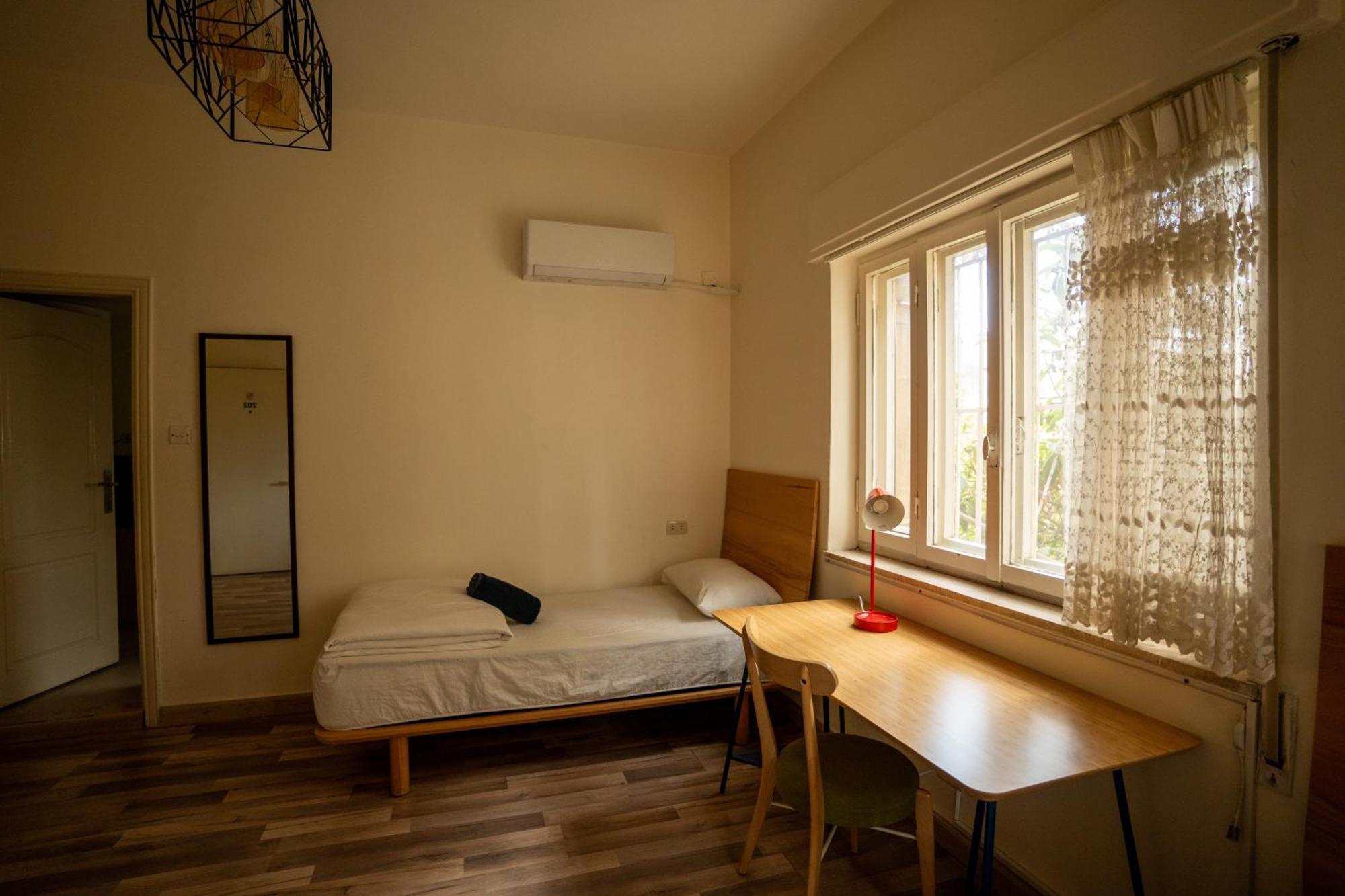 Battuta Hostel Ammán Szoba fotó
